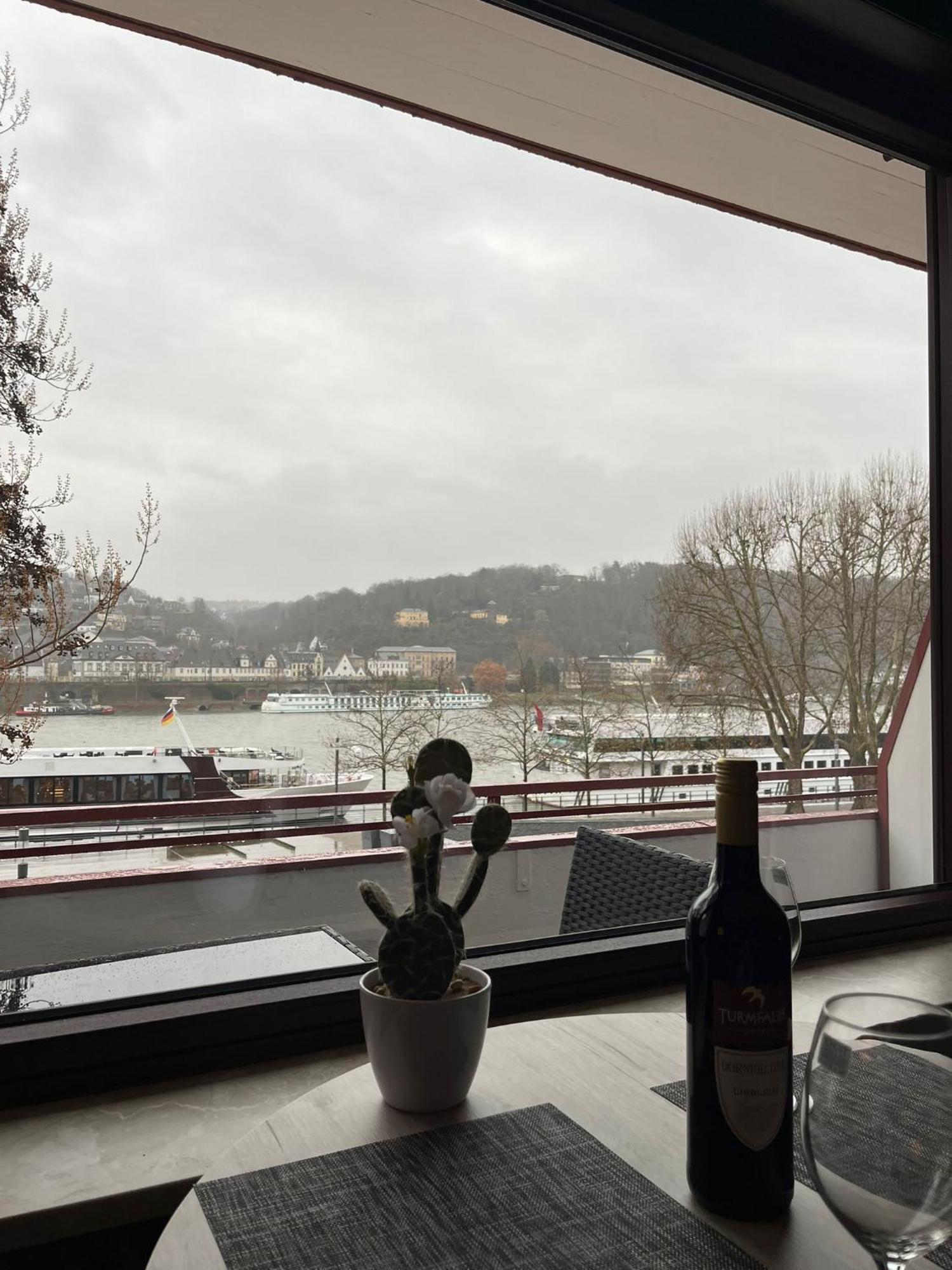 Rheinpanorama Suite Mit Balkon Koblenz  Exteriör bild